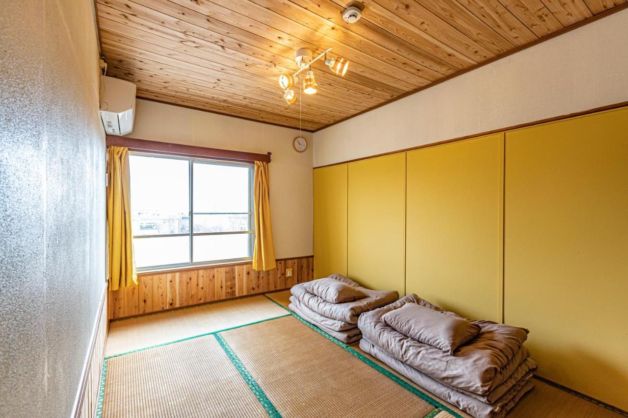 47Hostel Вадомарі Екстер'єр фото