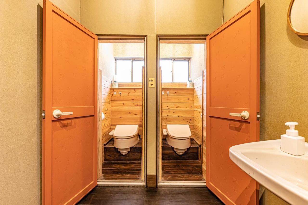 47Hostel Вадомарі Екстер'єр фото