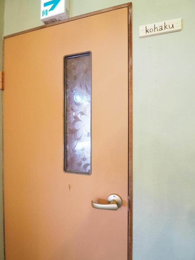 47Hostel Вадомарі Екстер'єр фото